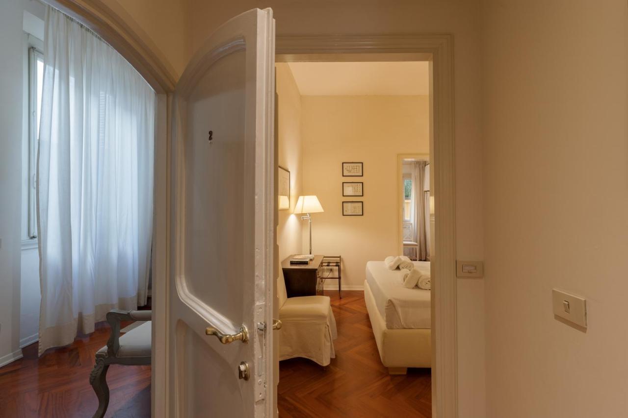 Big Apartment A Stone'S Throw From The Duomo Florence Ngoại thất bức ảnh