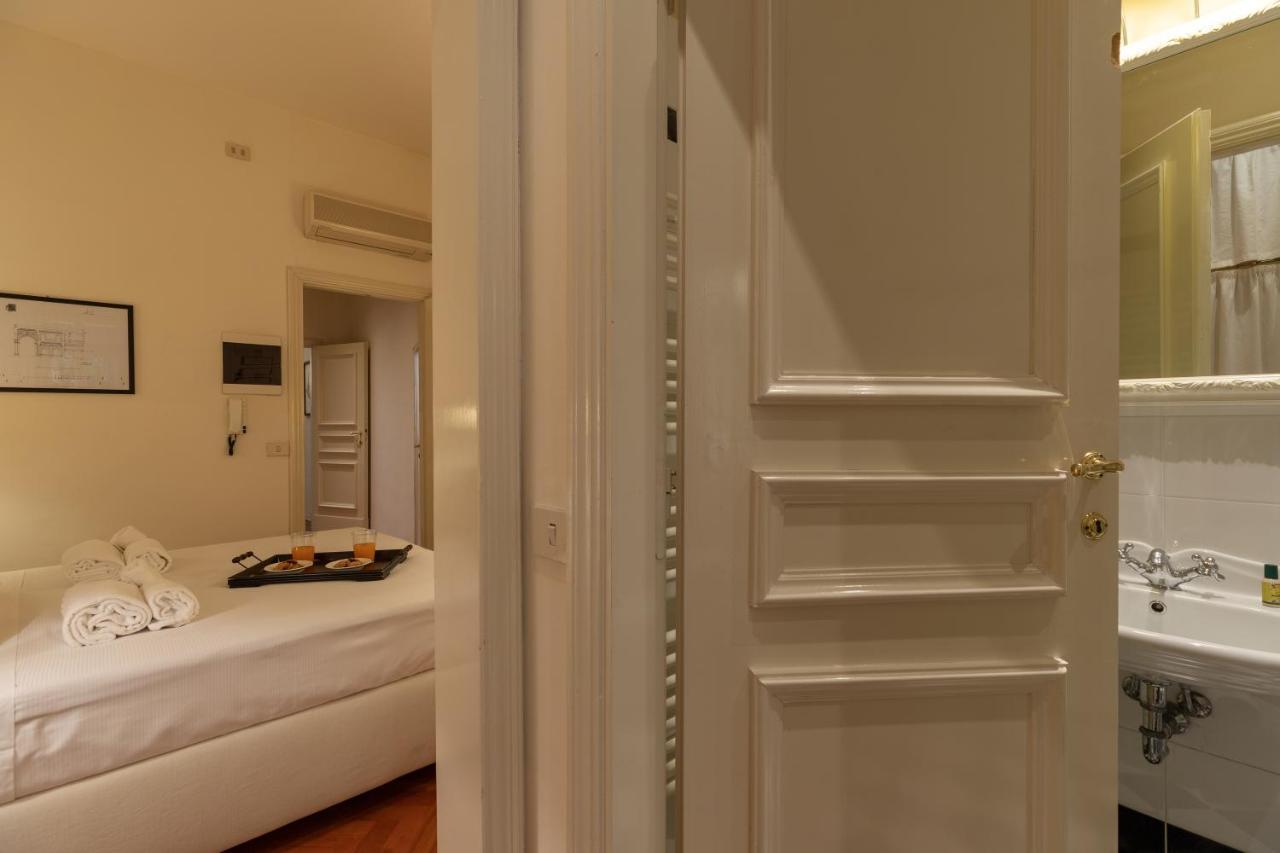 Big Apartment A Stone'S Throw From The Duomo Florence Ngoại thất bức ảnh