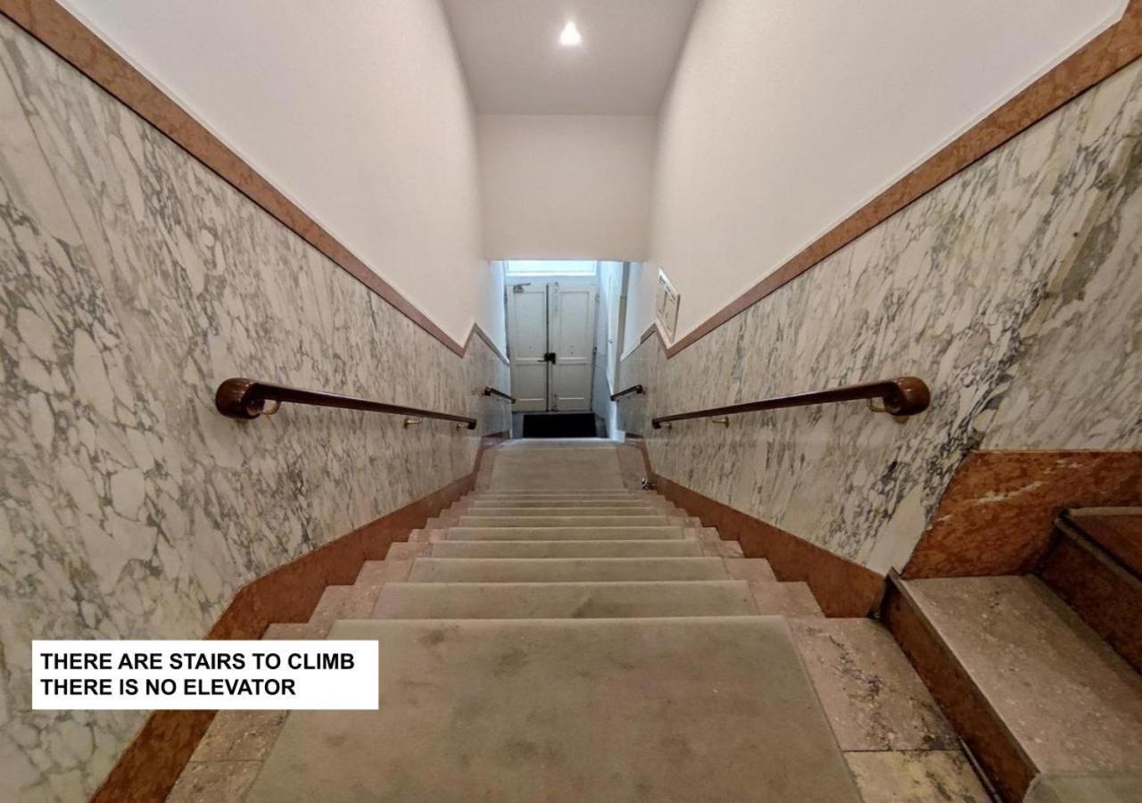 Big Apartment A Stone'S Throw From The Duomo Florence Ngoại thất bức ảnh
